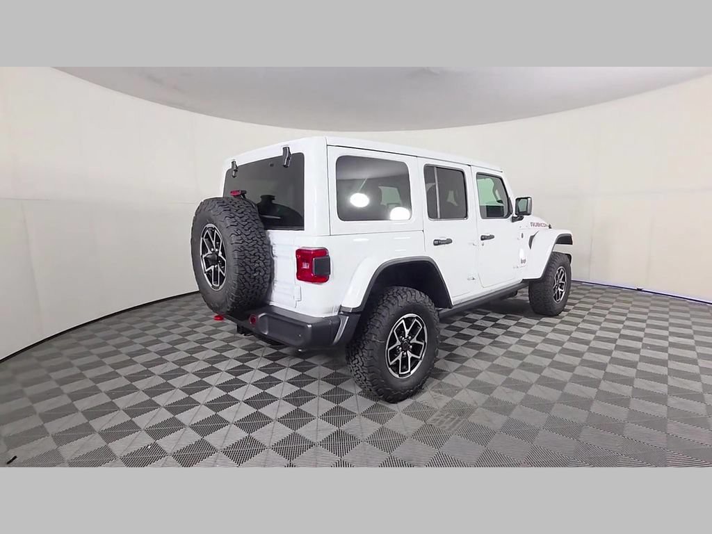 New 2026 White Jeep Rubicon image 27