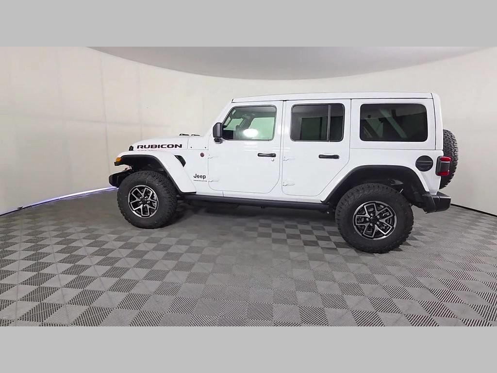 New 2026 White Jeep Rubicon image 33