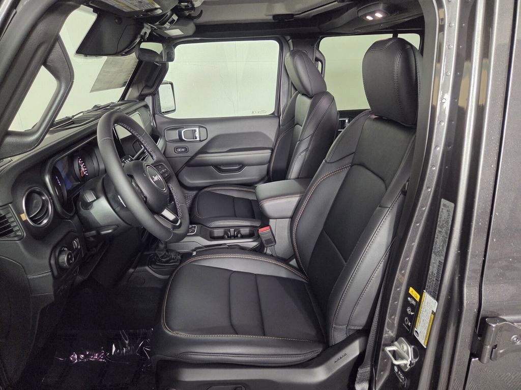 New 2026 Gray Jeep Sahara image 9
