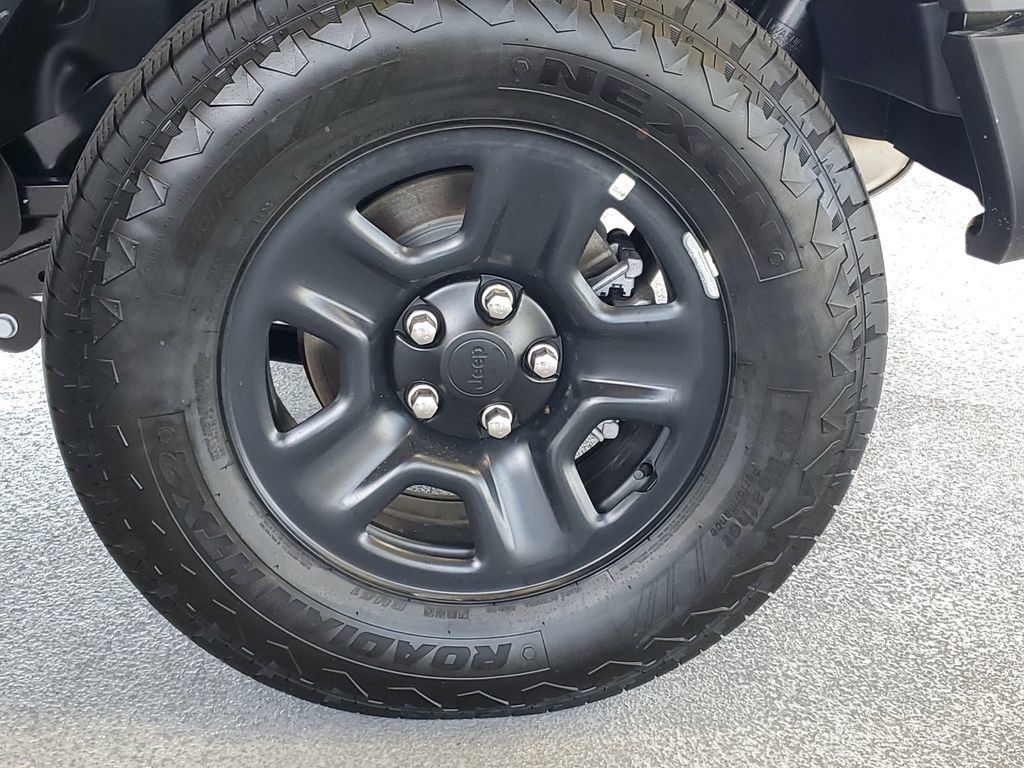 New 2026  Jeep Sport image 7