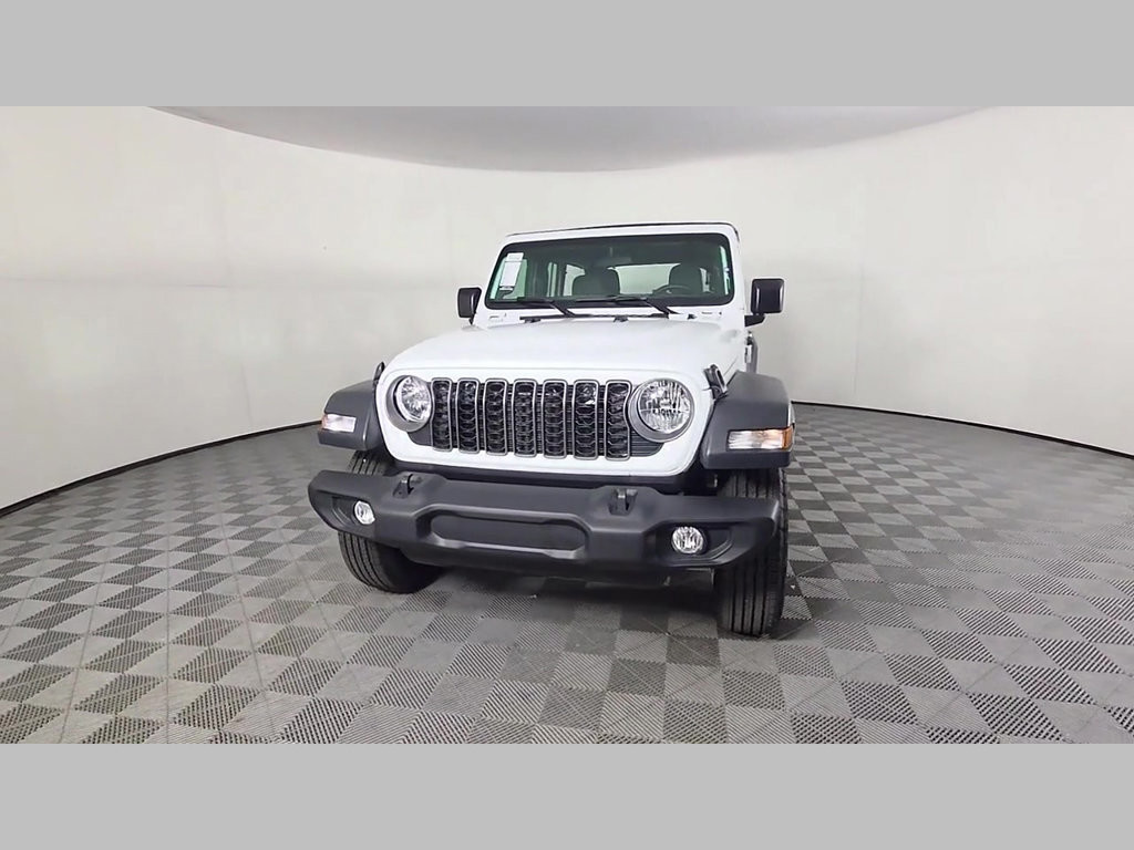 New 2027 White Jeep  image 36