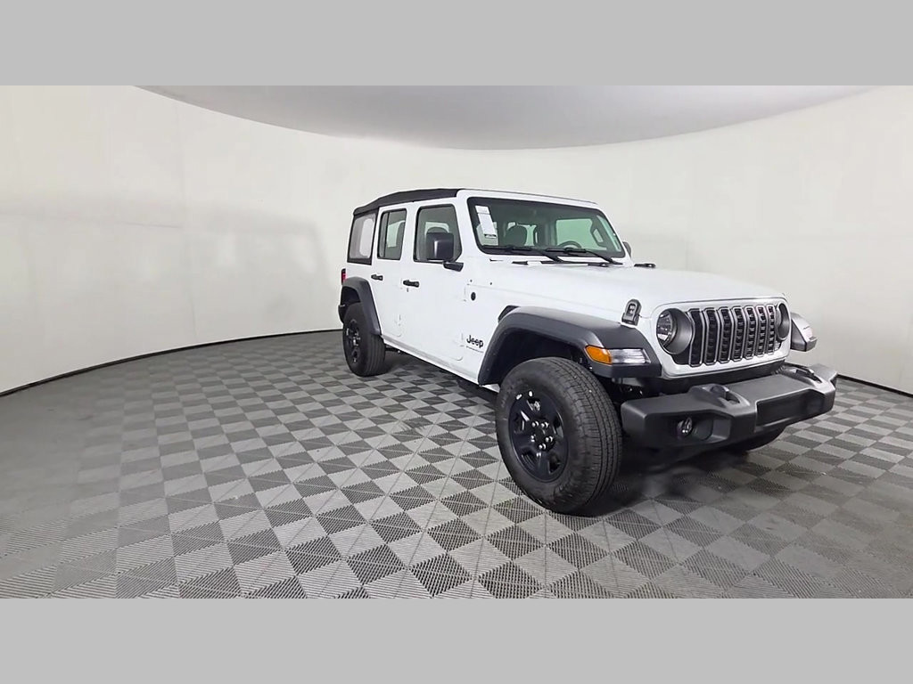 New 2027 White Jeep  image 39