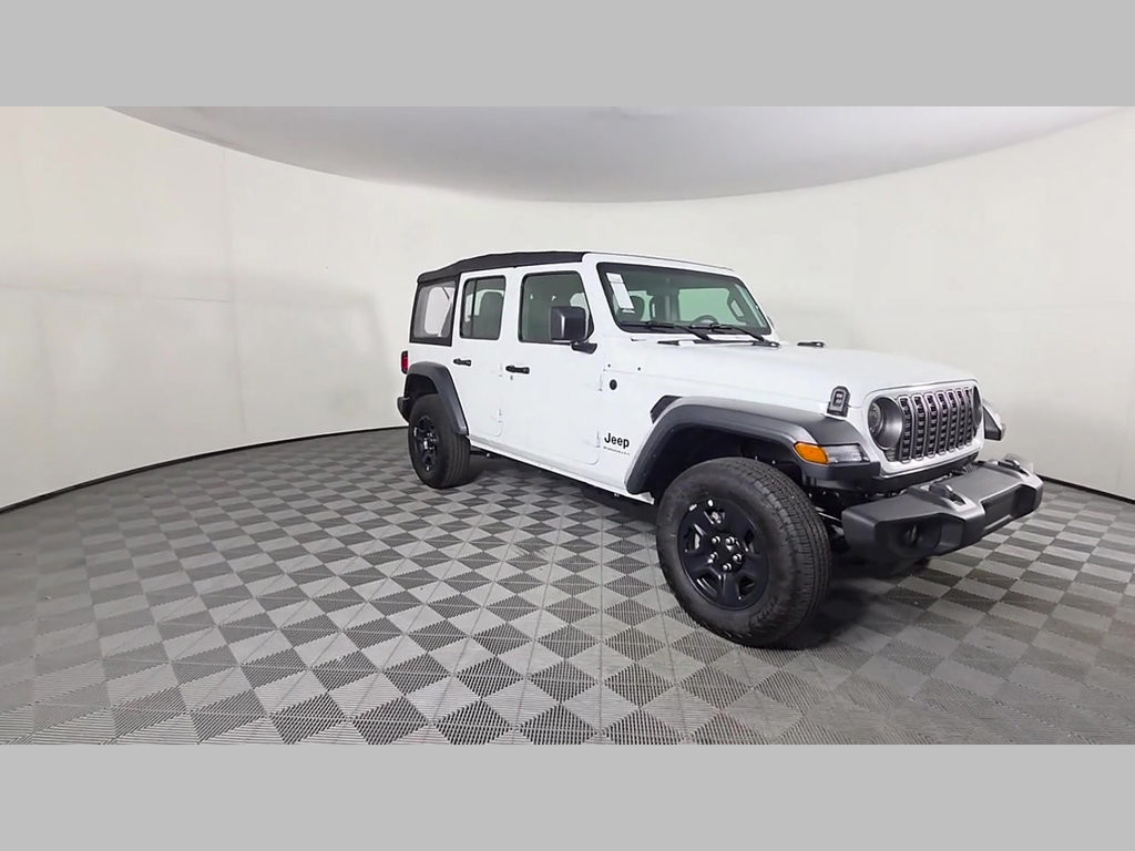 New 2027 White Jeep  image 40
