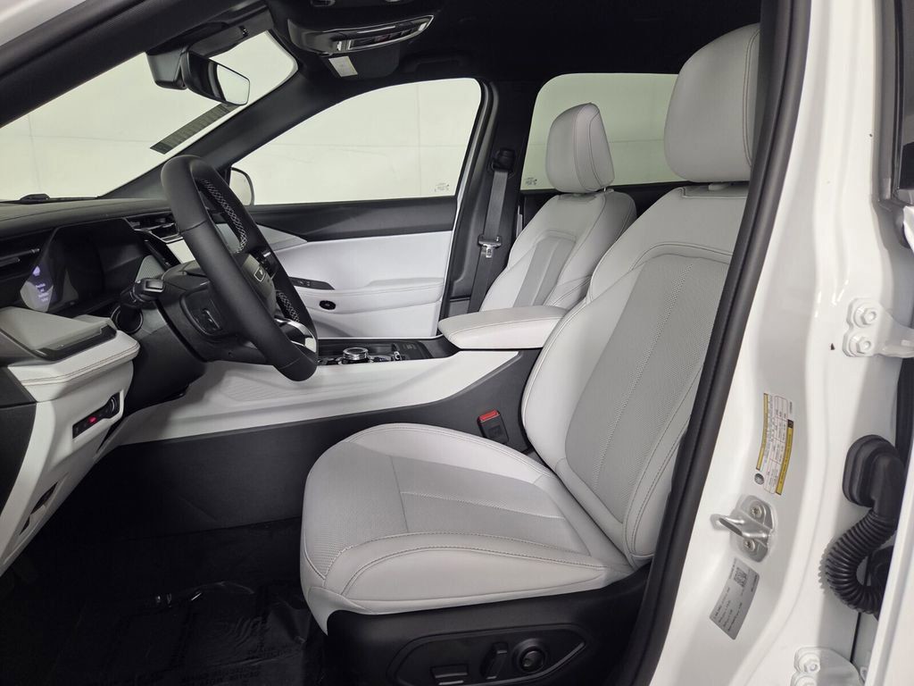 New 2026 White Jeep Limited image 10