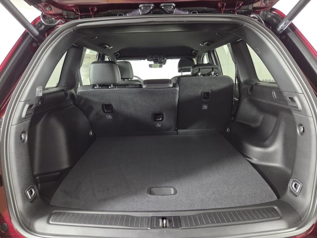 New 2026 Red Jeep Altitude image 22