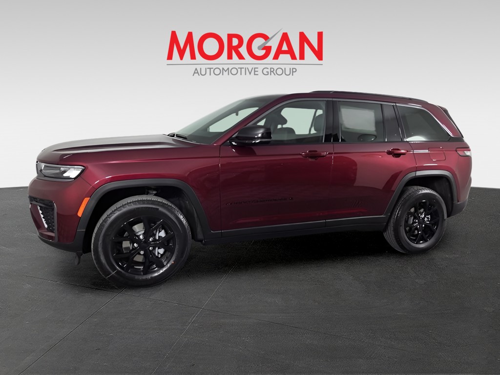 New 2026 Red Jeep Altitude image 7