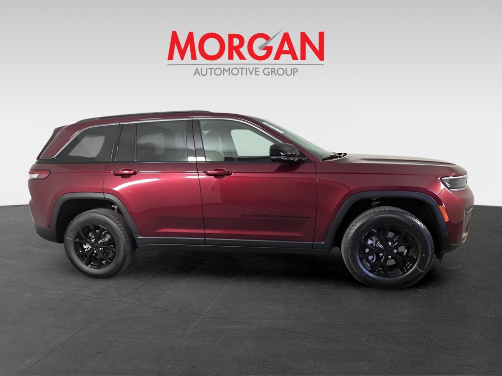 New 2026 Red Jeep Altitude image 2