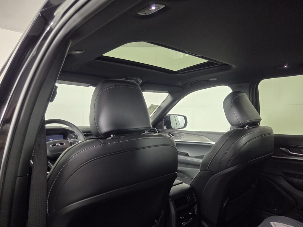New 2026 Black Jeep Altitude image 17