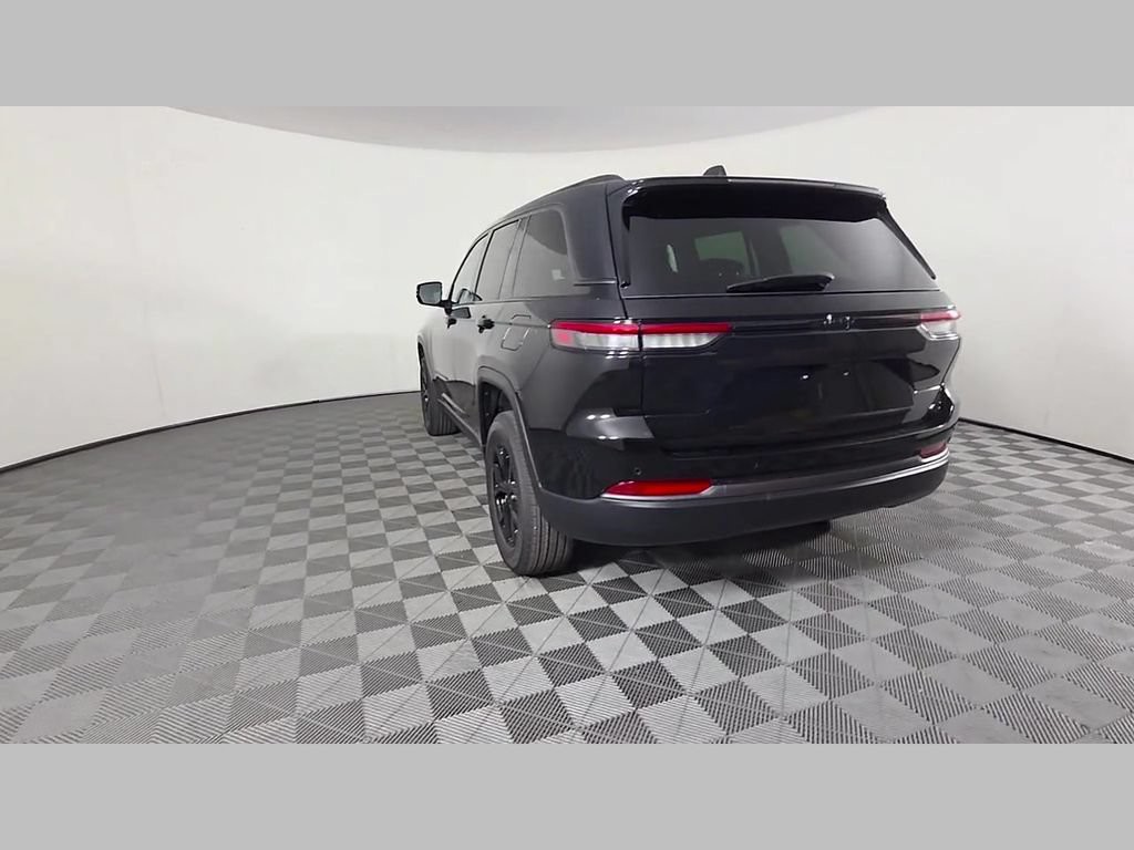 New 2026 Black Jeep Altitude image 32