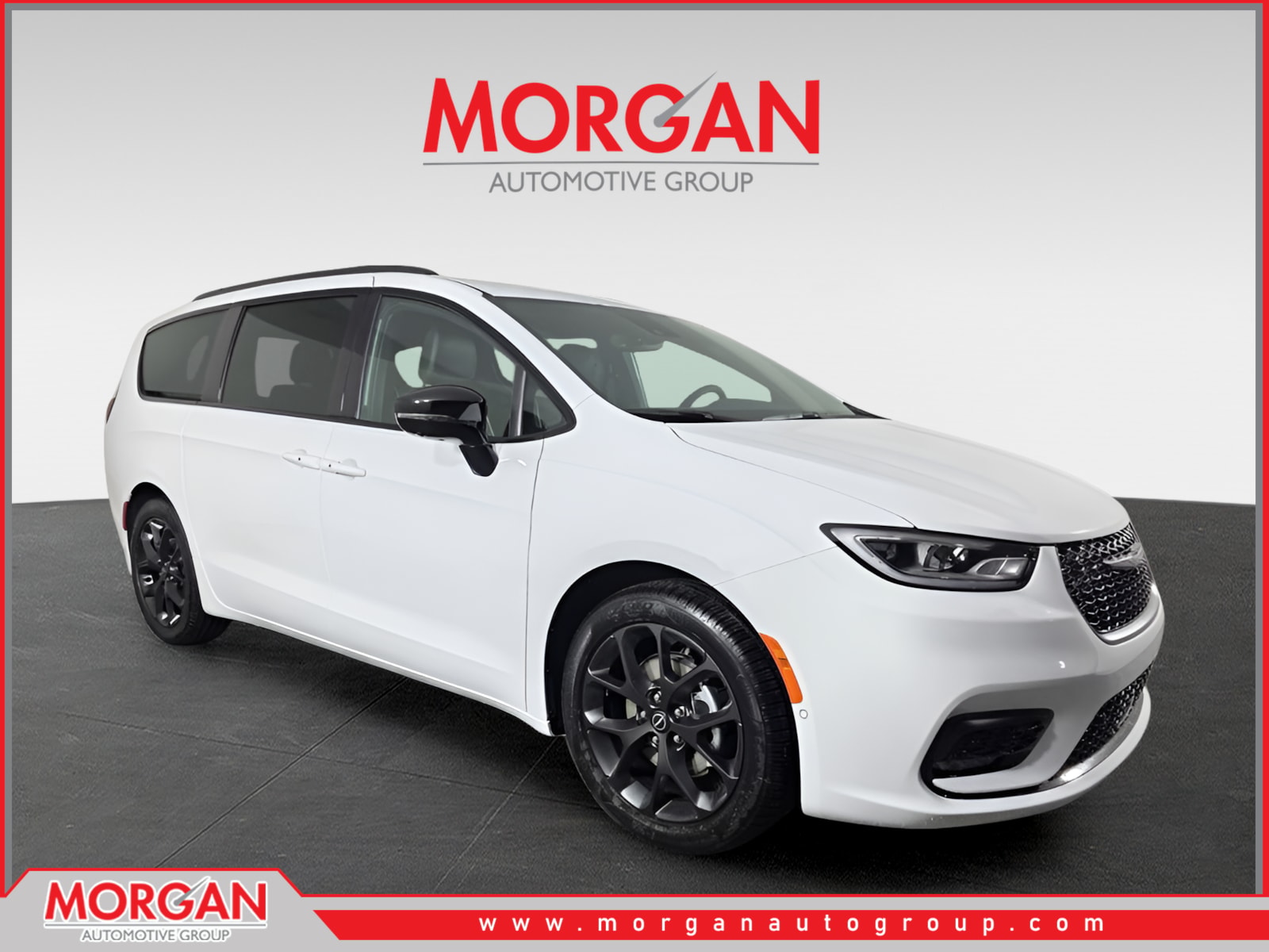 2026 Chrysler Pacifica Limited in White — front three-quarter view