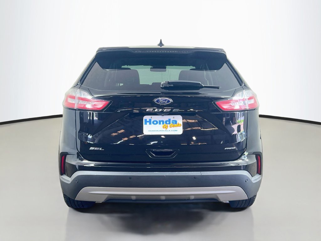 Used 2024 Black Ford SEL image 21