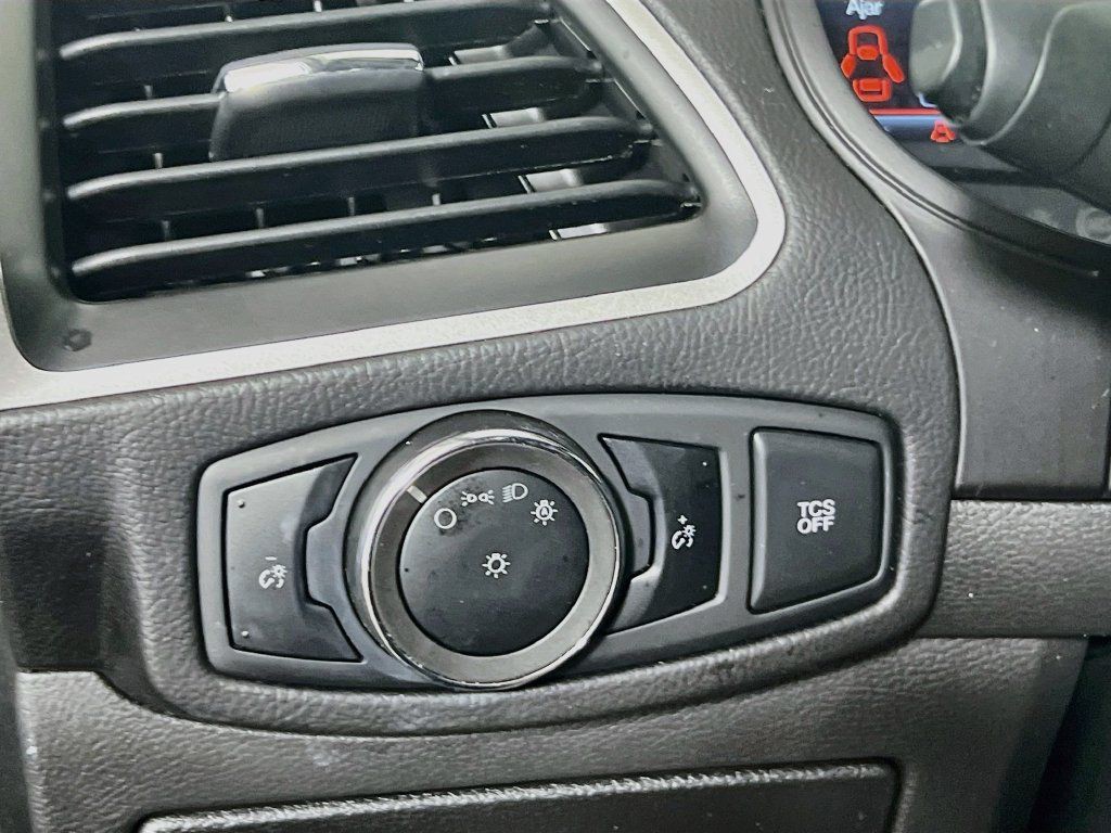 Used 2024 Black Ford SEL image 10
