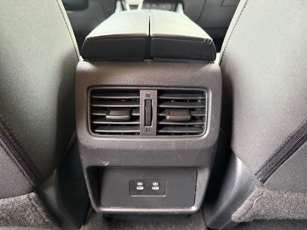 Used 2024 Gray Nissan SV image 12