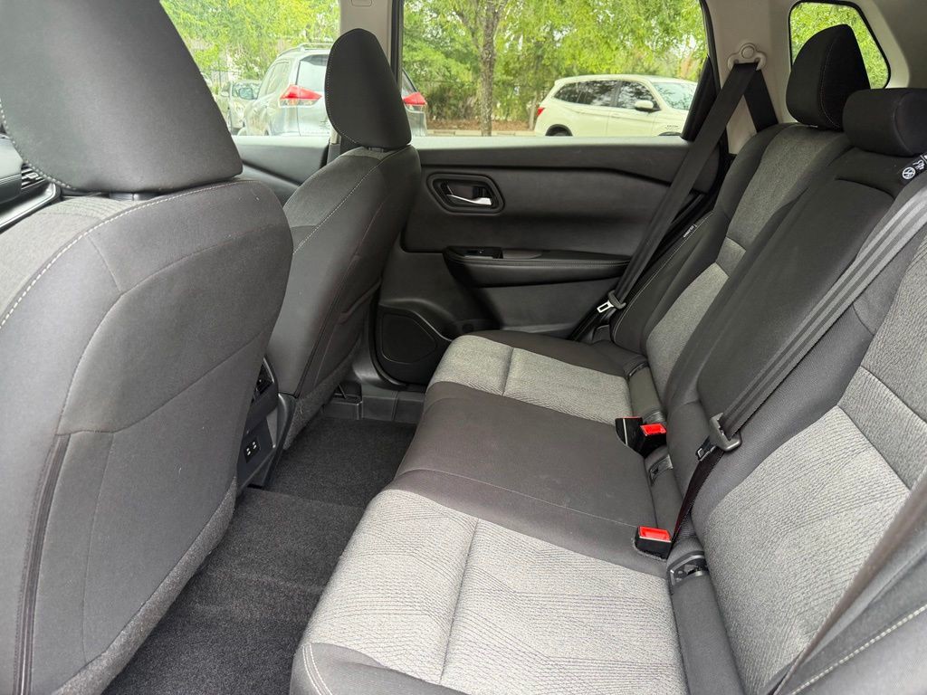 Used 2024 Gray Nissan SV image 11