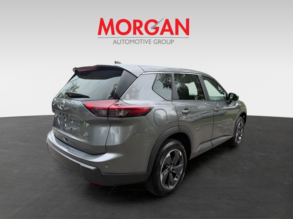 Used 2024 Gray Nissan SV image 6