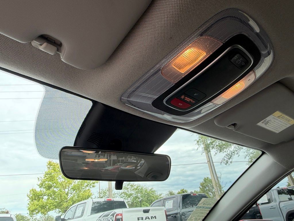 Used 2024 Red Hyundai SEL image 29