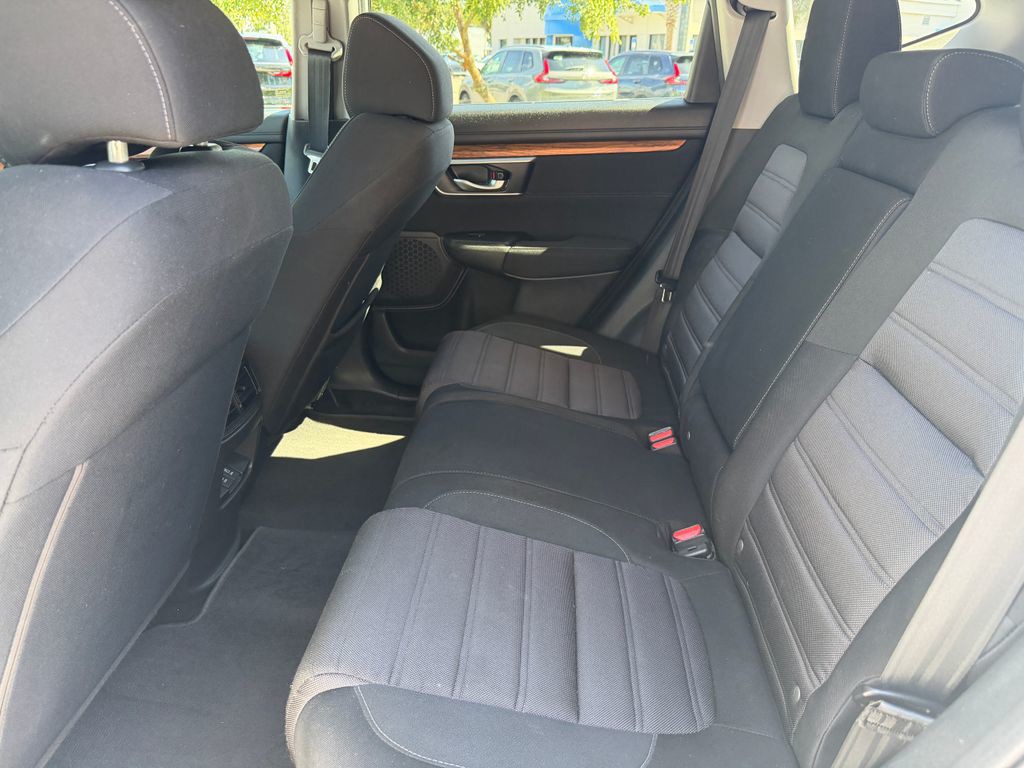 Used 2018 White Honda EX image 11