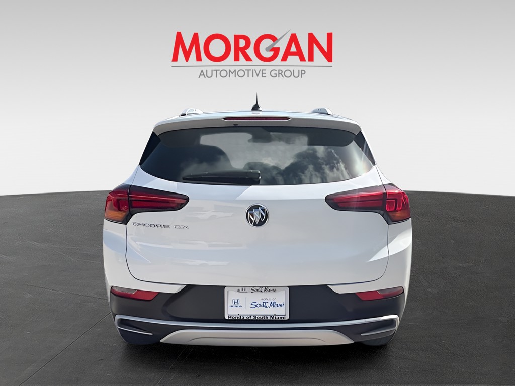 Used 2022 White Buick Select image 6