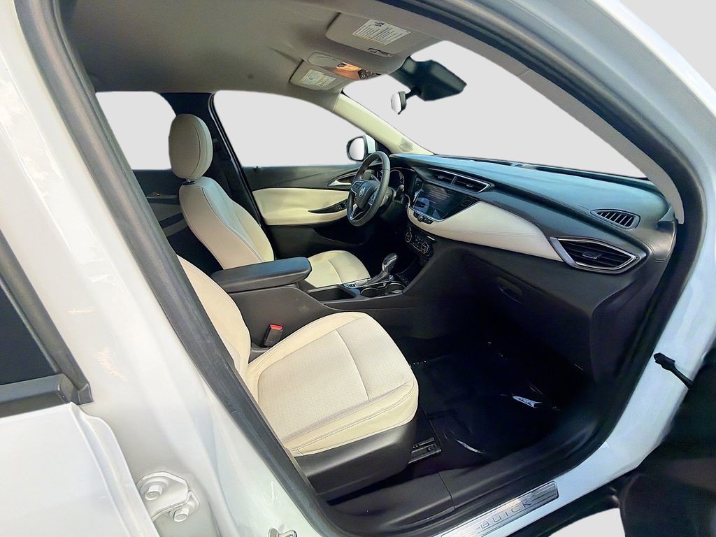 Used 2022 White Buick Select image 30