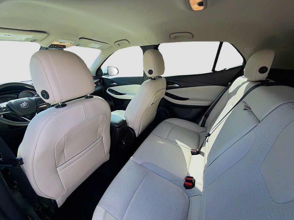 Used 2022 White Buick Select image 23