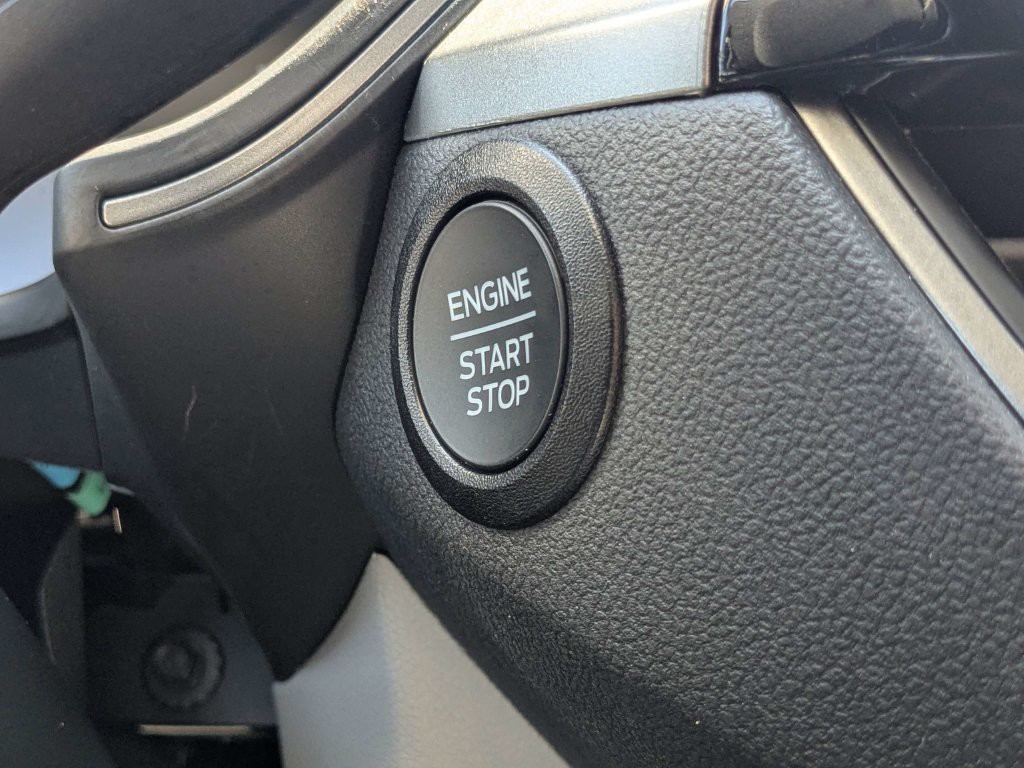 Used 2024 Blue Ford Active image 27