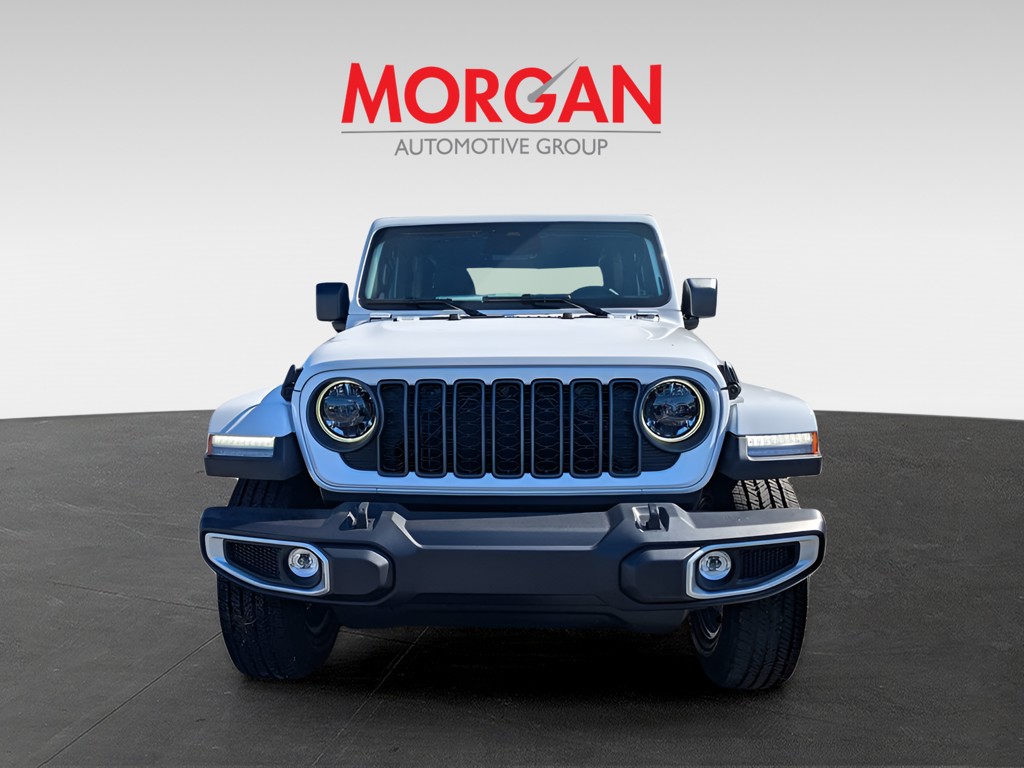 New 2026 White Jeep Sahara image 9