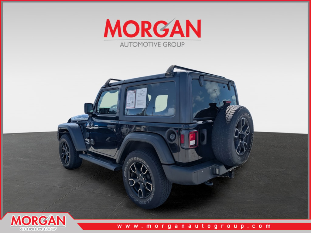 Used 2021 Black Jeep Sport S image 5