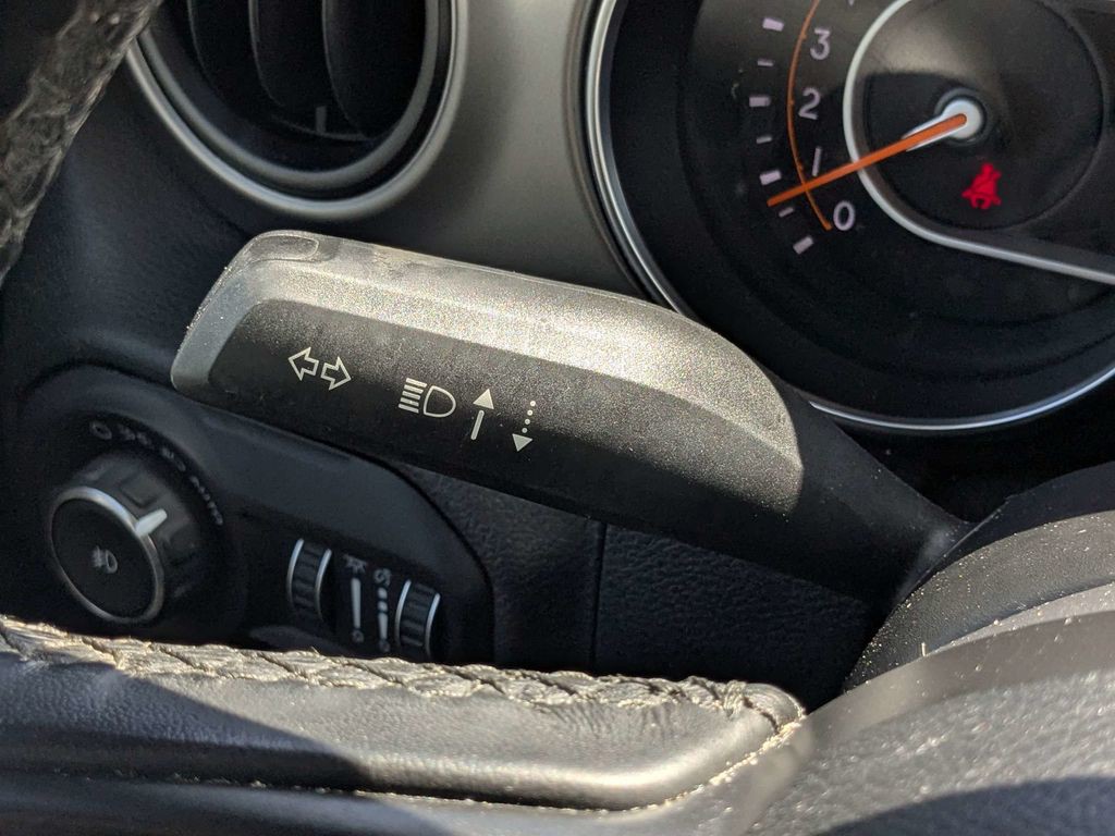 Used 2021 Black Jeep Sport S image 24