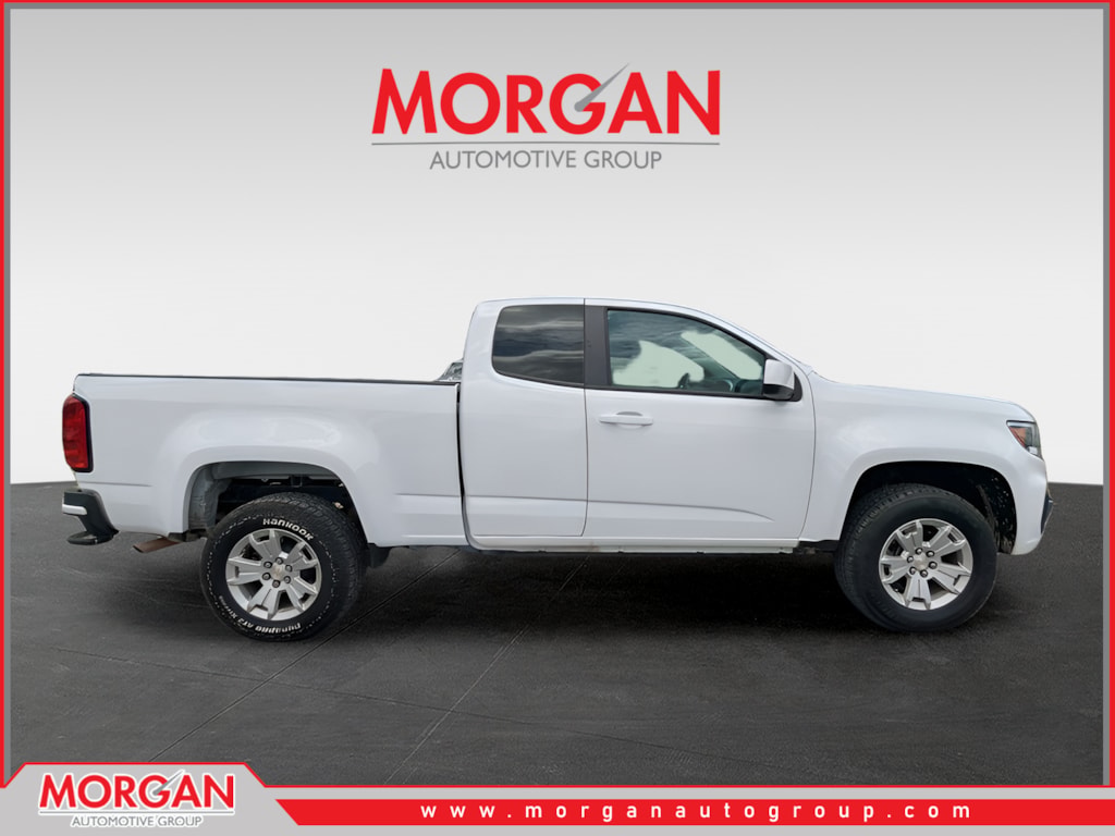 Used 2022 White Chevrolet LT image 2