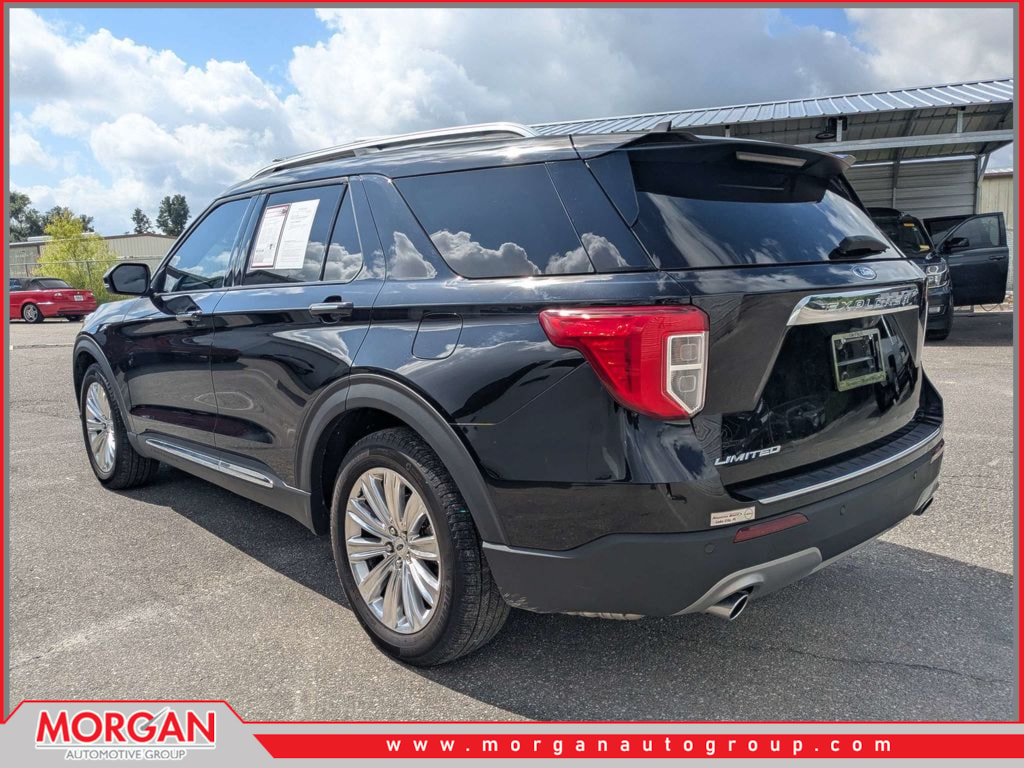 Used 2024 Black Ford Limited image 5