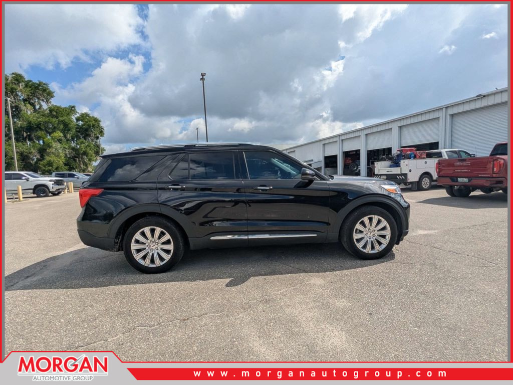 Used 2024 Black Ford Limited image 2
