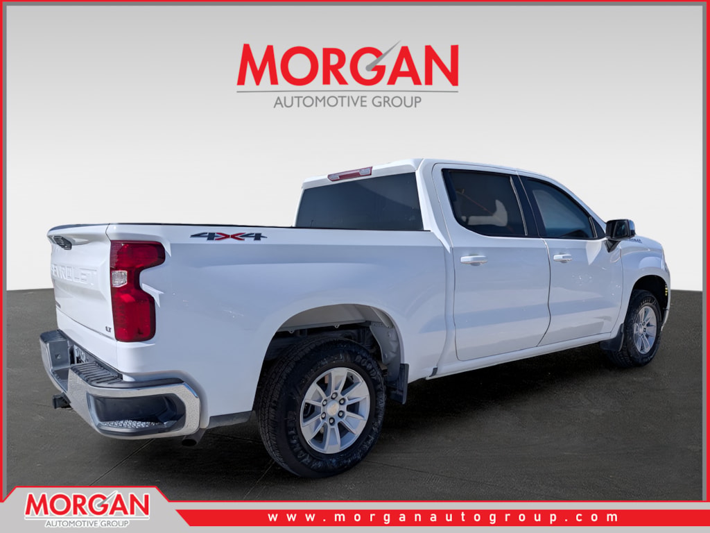 Used 2025 White Chevrolet LT image 3