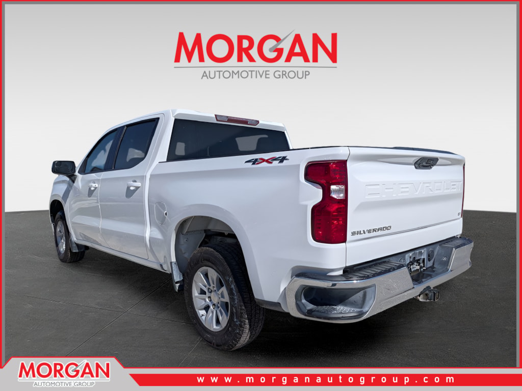 Used 2025 White Chevrolet LT image 5