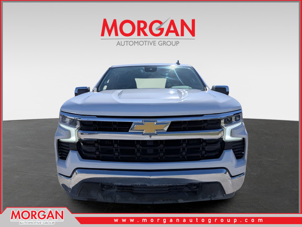 Used 2025 White Chevrolet LT image 8