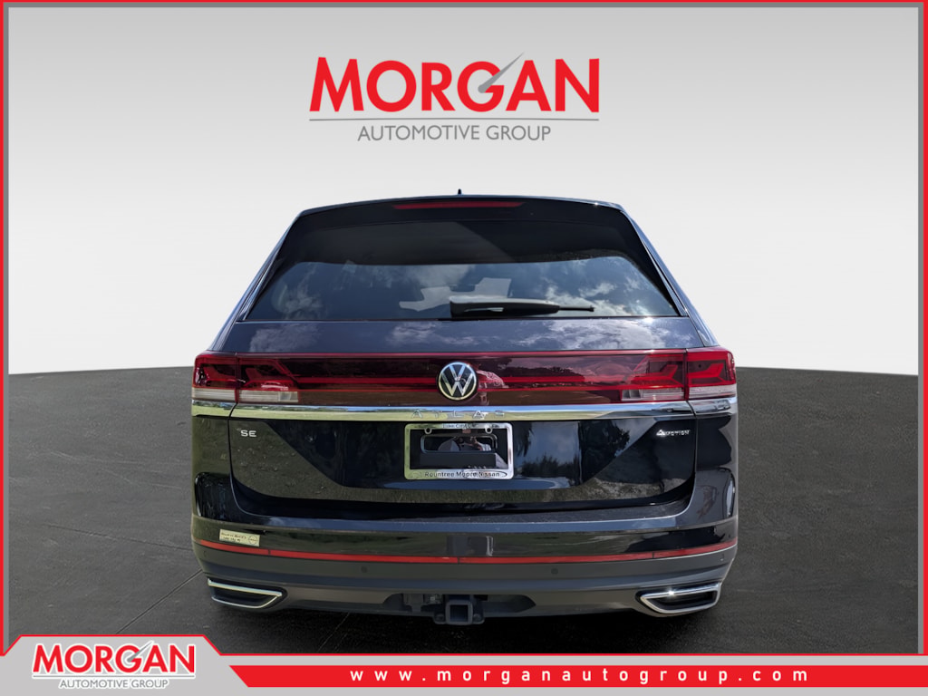 Used 2024  Volkswagen 2.0T SE w/Technology image 4