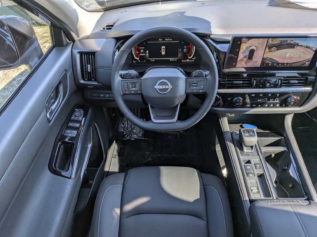 New 2026 Black Nissan SL image 15