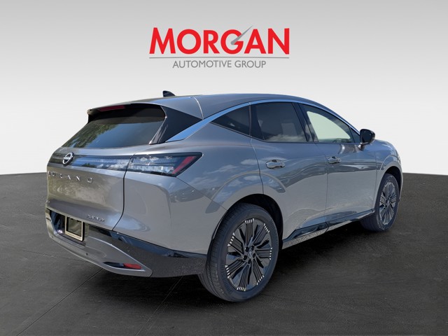 New 2026 Gray Nissan Platinum image 3
