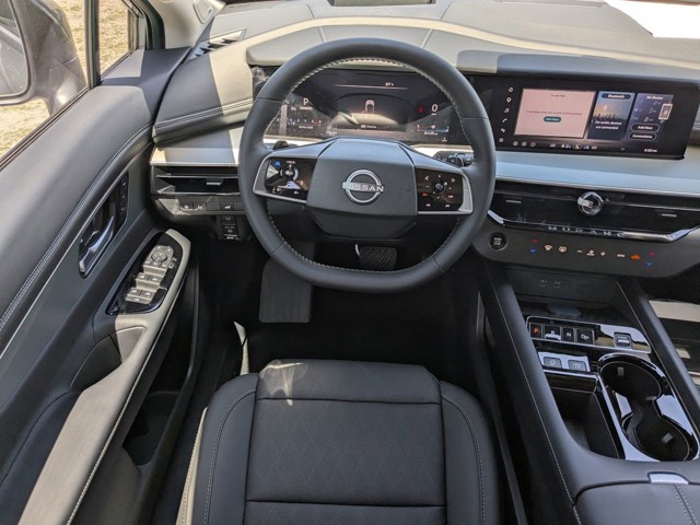 New 2026 Gray Nissan Platinum image 16