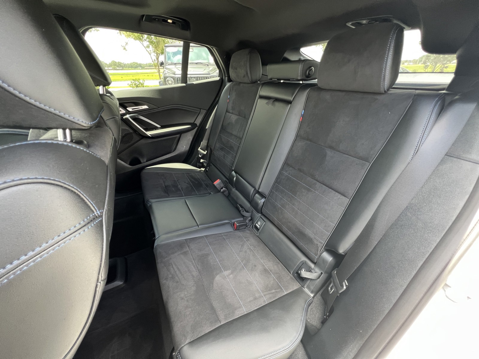 Used 2025 White BMW xDrive28i image 13