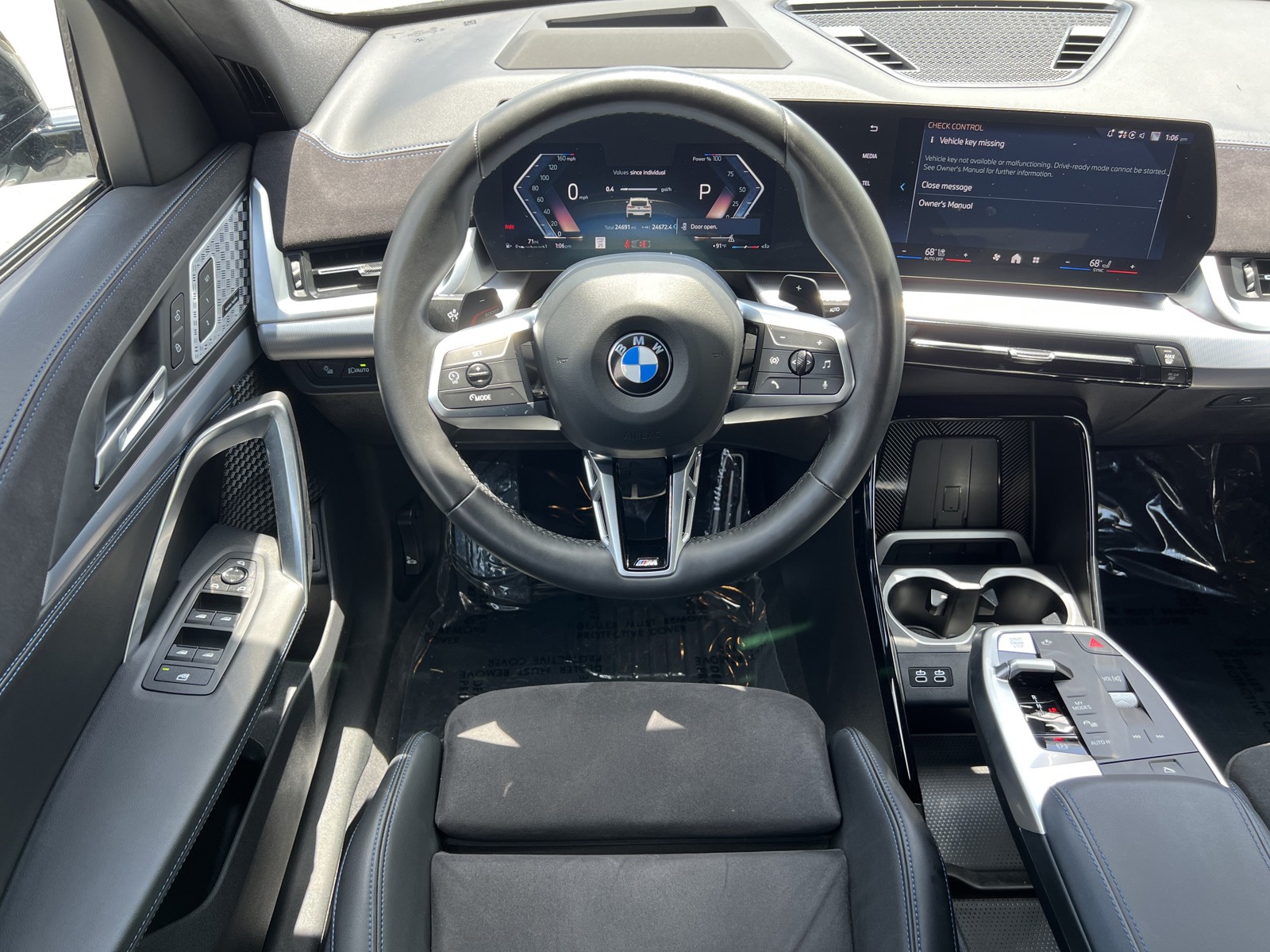 Used 2025 White BMW xDrive28i image 15