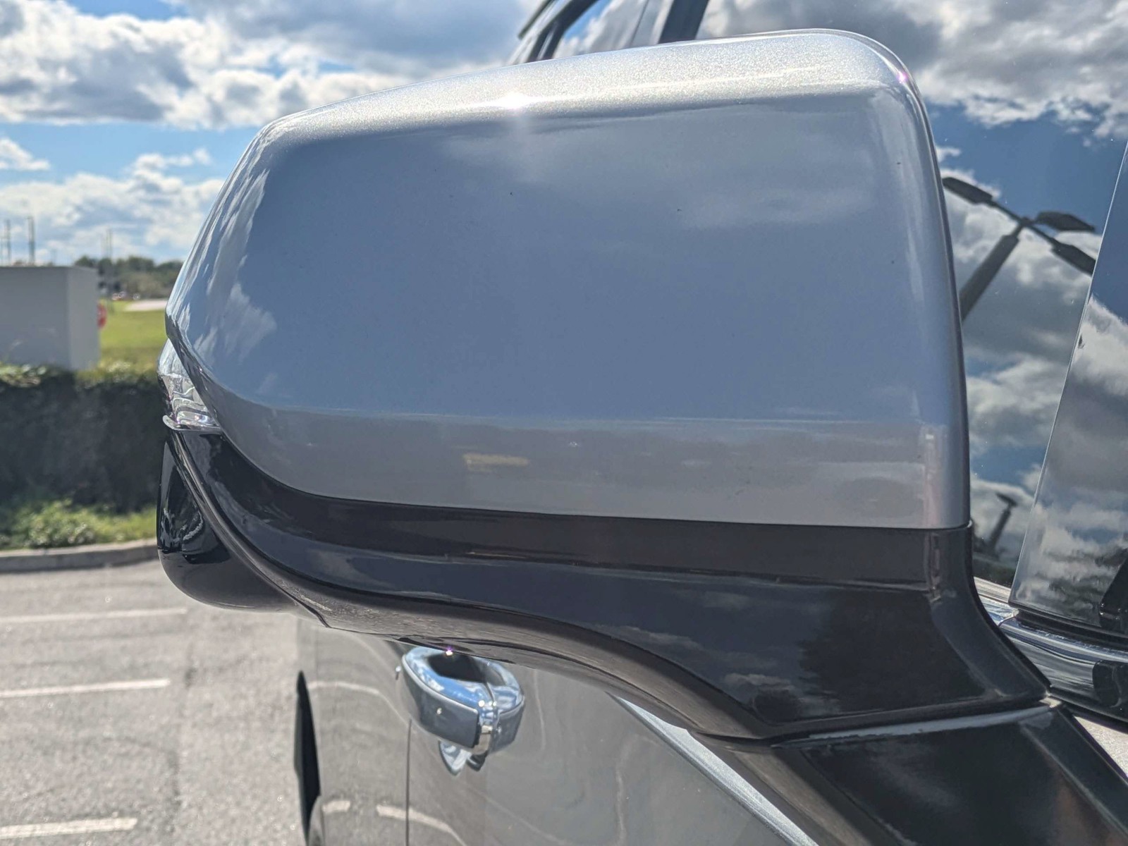 Used 2024 Gray Chevrolet High Country image 12