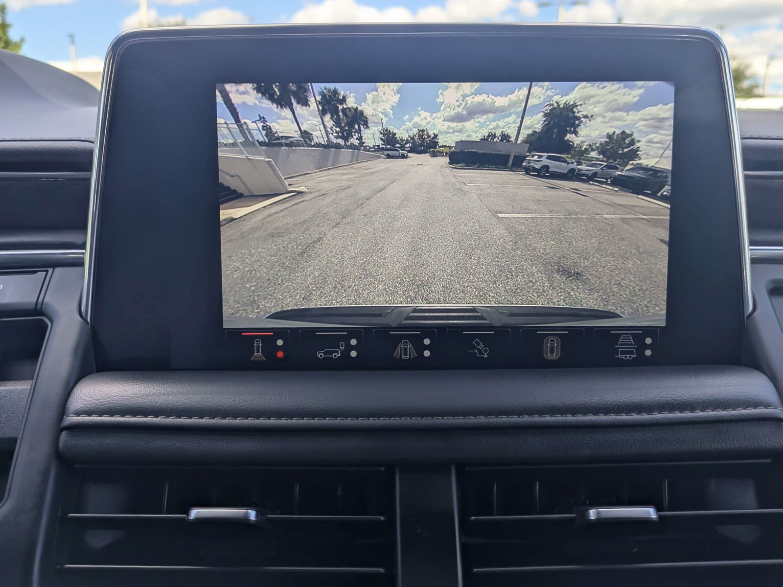 Used 2024 Gray Chevrolet High Country image 23
