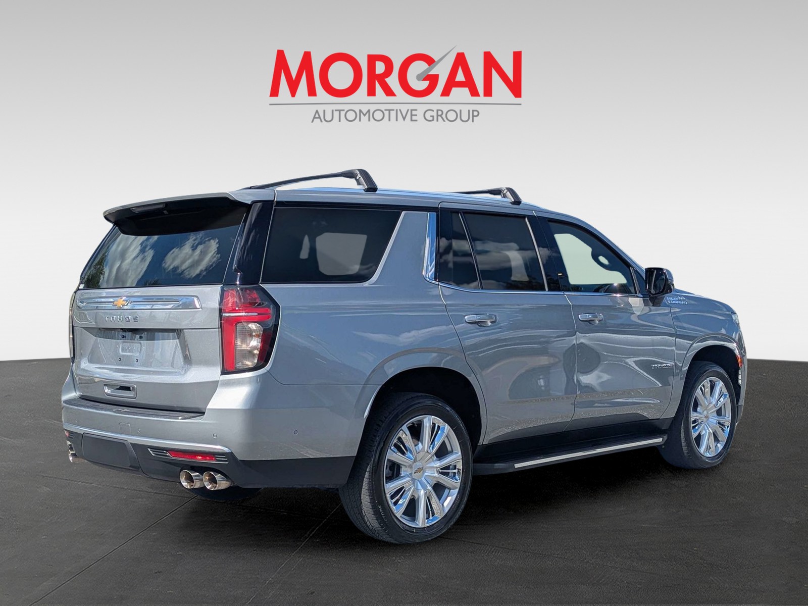 Used 2024 Gray Chevrolet High Country image 6