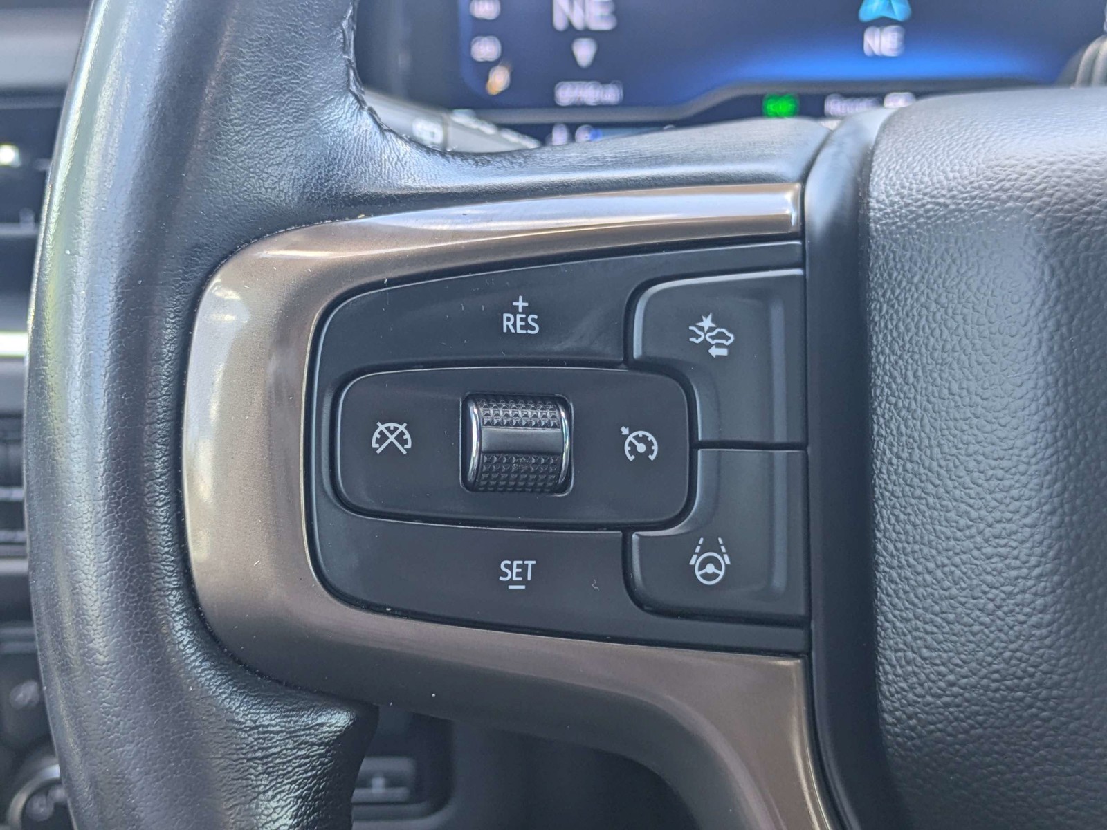 Used 2024 Gray Chevrolet High Country image 28