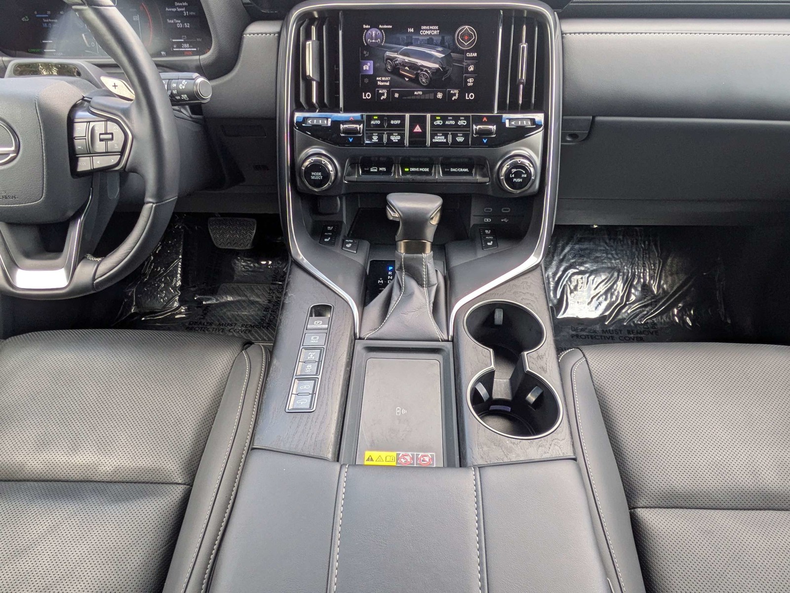 Used 2025 White Lexus 600 Luxury image 19