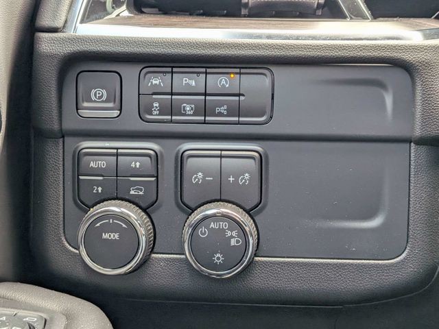 Used 2025 Gray Chevrolet LS image 21