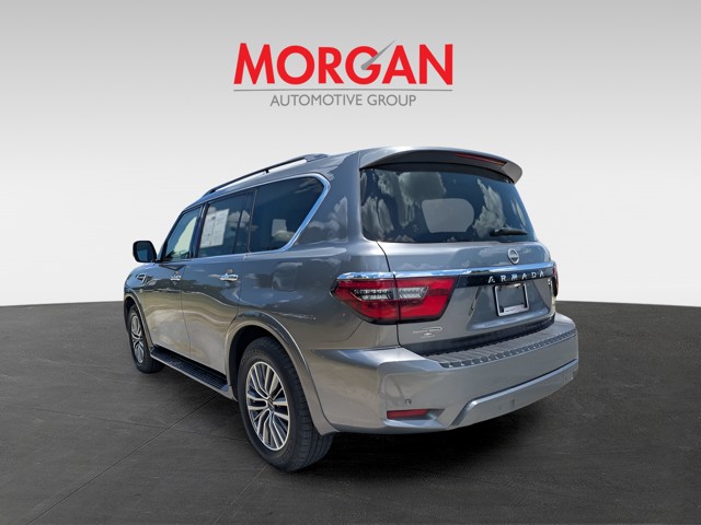 Used 2022 Gray Nissan SV image 5