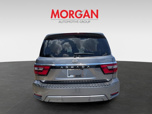 Used 2022 Gray Nissan SV image 8