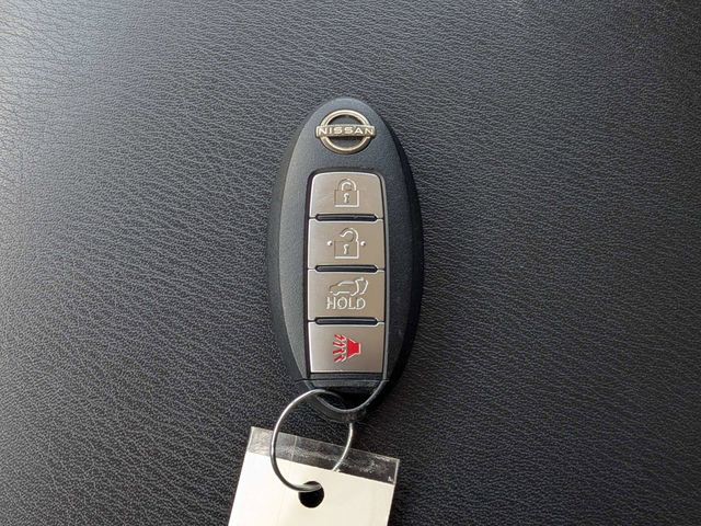 Used 2022 Gray Nissan SV image 33