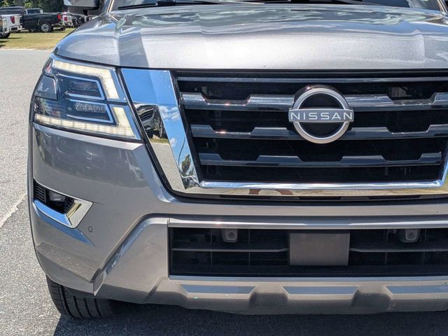 Used 2022 Gray Nissan SV image 10